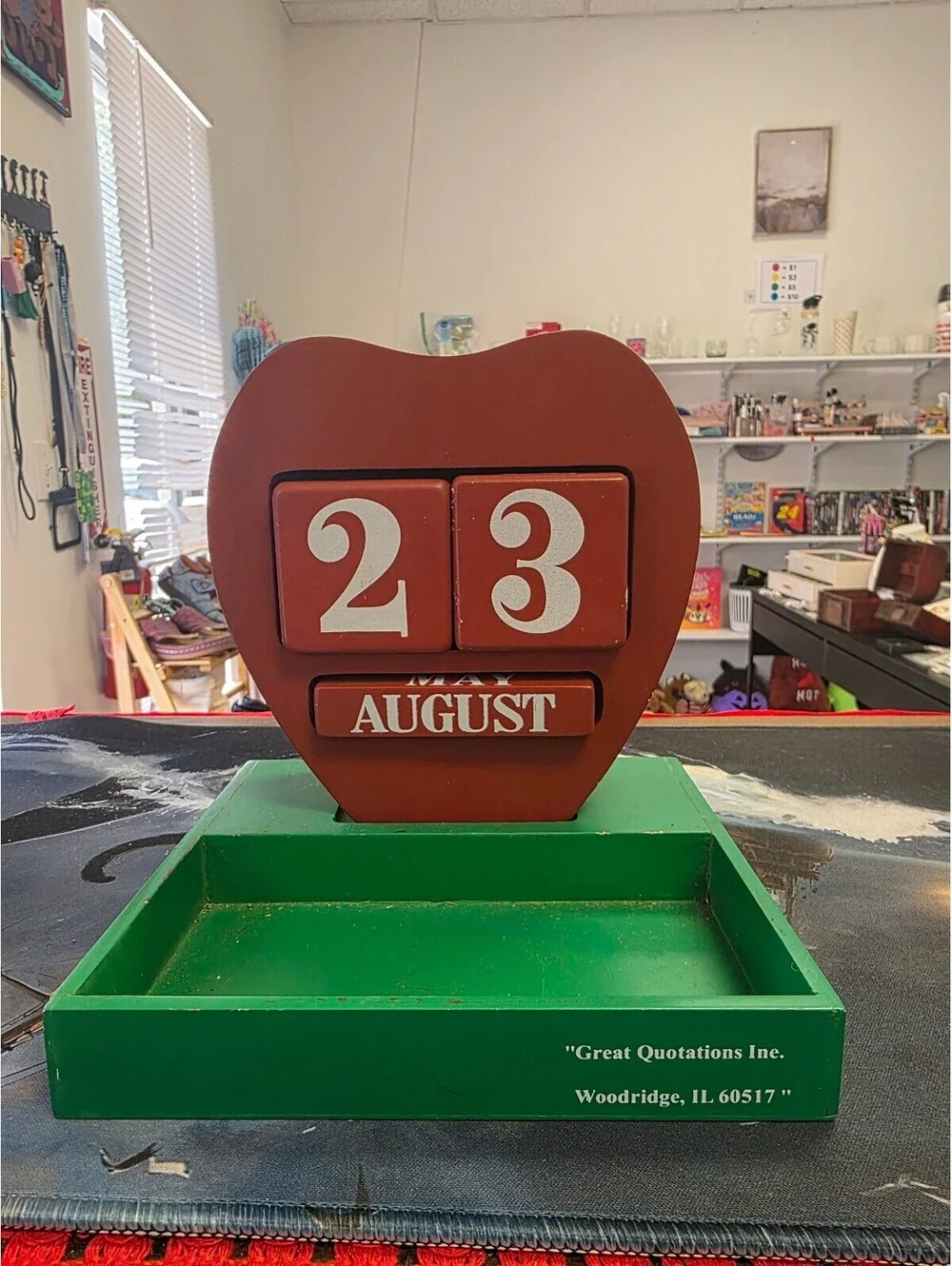 Vintage Heart-Shaped Perpetual Desk Calendar by Great Quotations Inc.